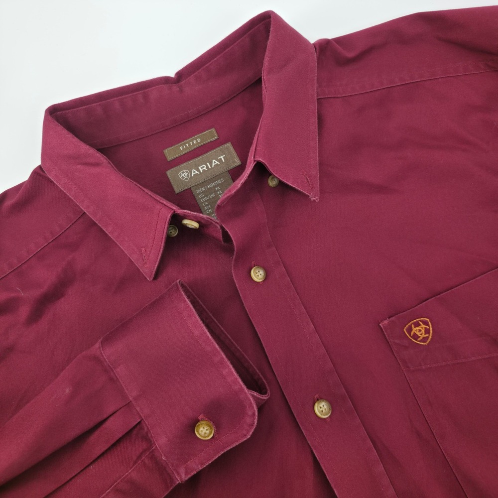 Ariat Mens XL Fitted Solid Twill Long Sleeve Button Down Shirt Burgundy cotton